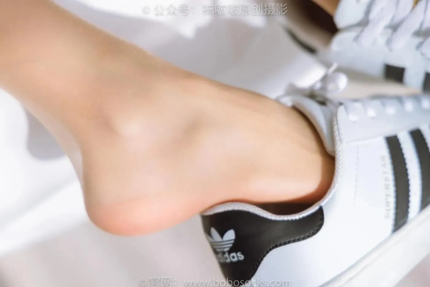 [BoBoSocks袜啵啵]NO.161 稚予-贝壳头板鞋、肉丝、裤里丝 [140P]插图